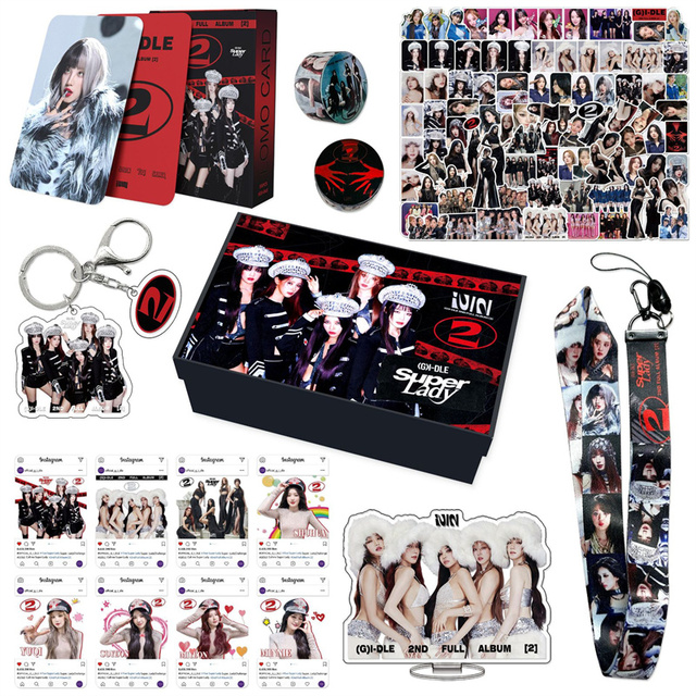KPOP (G)I-DLE Super Lady Gift Box Keychain Pendant Lanyard Stand Figure Yuqi Shuhua Minnie LOMO Cards Luggage Stickers Fans Gift