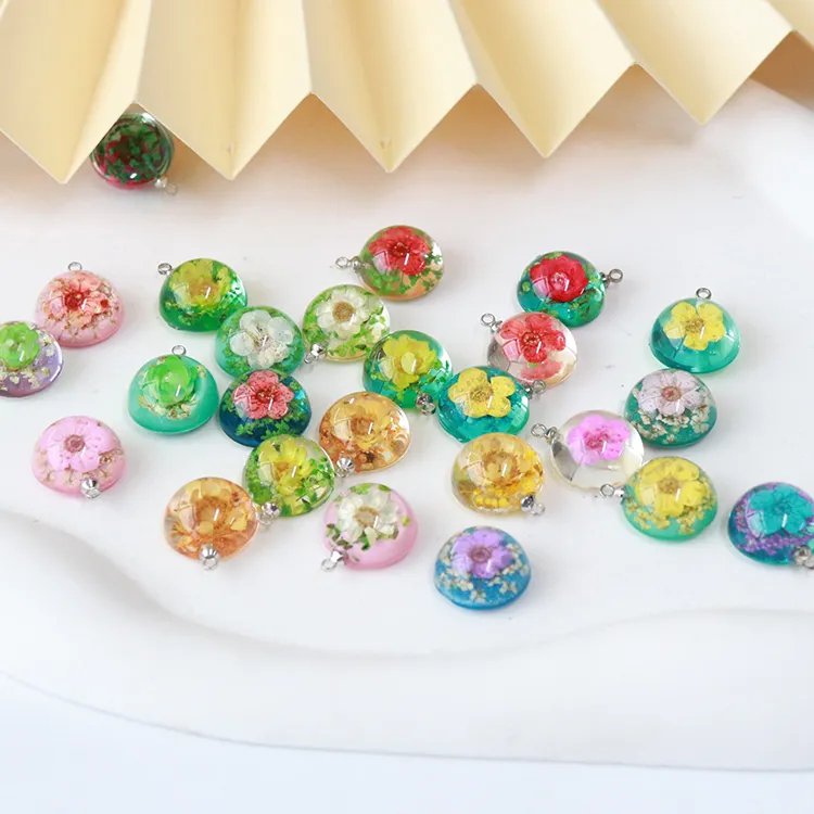 Ciondoli per gioielli di moda ciondoli per orecchini in resina di alta qualità all'ingrosso con vero fiore essiccato acrilico