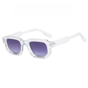 Lunettes de soleil carrées classiques unisexes avec logo personnalisé, monture en PC orange tendance, verres en acrylique, protection UV400, boîte petite et durable - Product Image 5