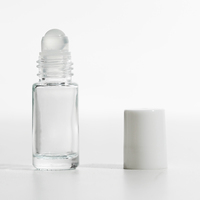 Emballage de boule roulante rectangulaire de luxe de 5ml 6ml 8ml Conteneur d'huile de parfum pour crème contour des yeux à rouler sur bouteille en verre avec couvercle doré