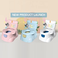 Mini modèle de dessin animé mignon en plastique toilette enfants pot formateur avec siège de toilette échelle pour bébé jouets