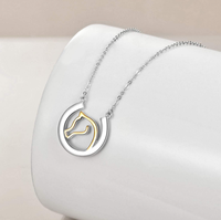 Collier fer à cheval en argent sterling 925 plaqué or 18 carats Bijoux de cheval pour mère femme
