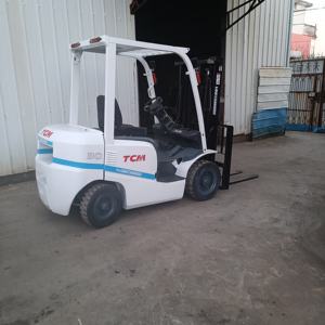 Montacargas diésel TCM japonés usado de 2024, 3 toneladas, equipo de manejo de materiales para almacén, montacargas 4x4, plataformas de trabajo apiladoras - Product Image 2