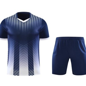 Tissu colorant et vêtements d'entraînement imprimés par sublimation hommes femmes vêtements de football à manches courtes personnalisés fabriqués à la source - Product Image 2