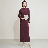 Robe midi plissée Miyake pour femme, coupe ajustée, style chinois, col mandarin, boutons grenouille, poignets à volants, tissée, personnalisable OEM, nouvelle collection