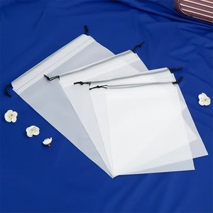 ถุงเชือกพีวีซีแบบกำหนดเองสำหรับป้องกันฝุ่นพร้อมเชือกผูก - Product Image 1