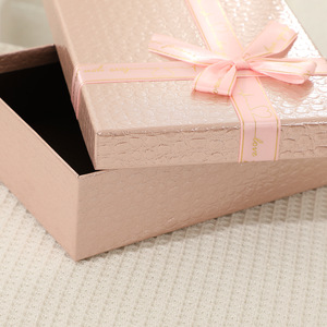 Boîte cadeau vintage à couverture mondiale boîte cadeau de luxe à lumière rouge grande boîte cadeau petit <span class=keywords><strong>livre</strong></span> rouge avec main - Product Image 2
