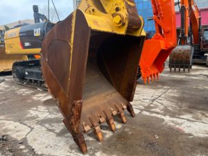 Excavatrice d'occasion KOMATSU PC400-8 PC400-8R d'origine japonaise, 40 tonnes, robuste, à prix avantageux, en promotion - Product Image 4