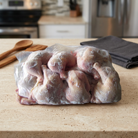 Cuisses de poulet halal certifiées avec peau, en vrac, 650g+, en boîte, pour la restauration en gros et applications culinaires polyvalentes