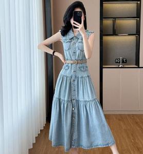 Vestido maxi vaquero sin mangas de alta gama para mujer con cuello con muescas y botones metálicos, vestido elegante - Product Image 4