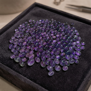 Cabochon d'améthyste africaine naturelle de qualité supérieure, pierre précieuse en vrac de 4 mm à 16 mm avec évaluation tierce pour la fabrication de bijoux - Product Image 1