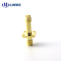 Adaptateur LWMC SMA Femelle-Femelle à 4 Trous, Montage sur Bride, Plaqué Or, Contact Externe, 1.20 Max, Jusqu'à 18 GHz, Faible VSWR