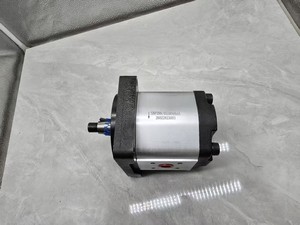 Pompe à engrenages hydraulique haute performance série SNP3NN SNW SNP SKP SGM2 SNP1NN SNP2NN, modèle SNP3NN/063RN07SAP1A5A4NNNN/NNNNN, à déplacement stable et à haute performance - Product Image 5