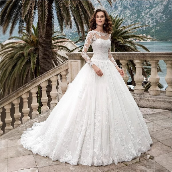 2025 New Slim-Fit Elegant Chapel Train Bridal Wedding Dress Women's|  Alibaba.com