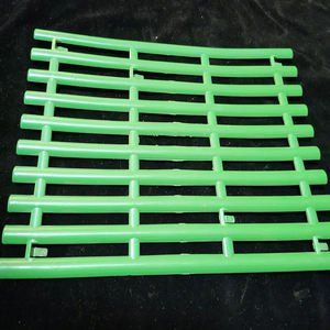 Tapis en plastique pour lapins <span class=keywords><strong>Cage</strong></span> européenne 40*28cm Champ de volaille Tapis en plastique Pièces de rechange gratuites Offre Spéciale haute qualité 15-25 ans - Product Image 4