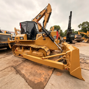 Bulldozer sur chenilles CAT D7G d'occasion, engin de terrassement lourd pour travaux de construction et de voirie, à vendre - Product Image 1