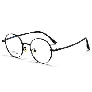 Montura de Gafas Redonda de Titanio K61011, Montura Completa, Lentes de Resina, Diseño Unisex Duradero - Product Image 2