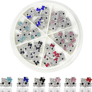 Gran oferta 2025, caja <span class=keywords><strong>de</strong></span> 6 compartimentos, juego <span class=keywords><strong>de</strong></span> decoración <span class=keywords><strong>de</strong></span> <span class=keywords><strong>uñas</strong></span> 3D, mezcla <span class=keywords><strong>de</strong></span> gato <span class=keywords><strong>Kawaii</strong></span>, <span class=keywords><strong>Hello</strong></span> <span class=keywords><strong>Kitty</strong></span>, aleación <span class=keywords><strong>de</strong></span> diamantes <span class=keywords><strong>de</strong></span> imitación, abalorios <span class=keywords><strong>de</strong></span> resina para <span class=keywords><strong>uñas</strong></span>, venta al por mayor - Product Image 3