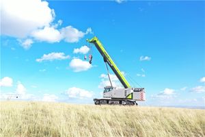 90 Ton 90t ZCT900V532.1 Zoomlion Crawler <b>Crane</b> Machine - Product Image 3
