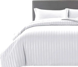 Ensemble de linge de lit d'hôtel à rayures blanches, tissu en microfibre, qualité supérieure, doux et confortable, conçu pour les hôtels d'hôtellerie - Product Image 1