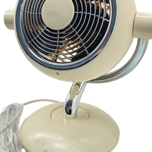 3-Tốc Độ Cổ Điển Bàn <span class=keywords><strong>Fan</strong></span> Có Thể Điều Chỉnh Nghiêng Đầu Kim Loại Phong Cách Cổ Điển Mini Bảng <span class=keywords><strong>Fan</strong></span> Hâm Mộ Chúng Tôi Cắm Tây Ban Nha Cho Nhà Văn Phòng Ngoài Trời Sử Dụng - Product Image 3