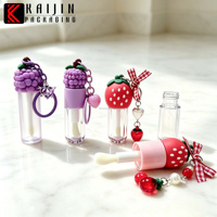 Tubes de brillant à lèvres mignons, contenants vides pour huile à lèvres avec tête de poupée, embouts en silicone motif raisin et fraise