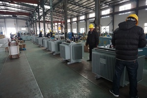 Step Up S11 S9 <span class=keywords><strong>11kv</strong></span> 15 35 10 Kv 20kv 30kv <span class=keywords><strong>33kv</strong></span> 10kv 400V 1200kva 900kva 350kva 315kva 100kva 320 310 Kva Máy Biến Áp Điện - Product Image 4