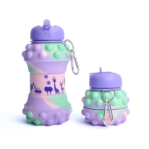 Bouteille d'eau pliable en silicone sans BPA, personnalisable avec logo, pour festivals, activités de plein air et enfants - Product Image 3