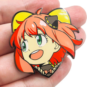 Broche de metal esmaltado de chica anime, pin de dibujos animados para bolsa, mochila, insignia, regalo, venta al por mayor - Product Image 2