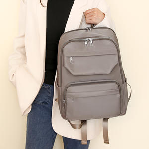 Mochila de Nailon Multifuncional de Gran Capacidad para Mujer, Estilo Transfronterizo Nuevo para Viajes, Escuela, Bolso de Hombro, Bandolera - Product Image 2