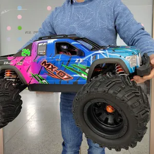 ZD yarış 1/7 büyük 2.4G 4WD canavar 80 km/h 8S pil fırçasız Motor Hobbywing ESC Off-Road kamyon alüminyum parçaları RC araba MX-07