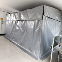 Auvent motorisé durable à pousser et tirer avec cadre en acier galvanisé, roues et couverture en PVC imperméable pour usine, atelier et exposition