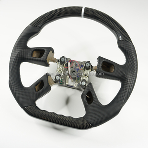 Volant en fibre de carbone forgé sur mesure avec perforations pour H1 H3 & Silverado 2003+ Intérieur - Product Image 2