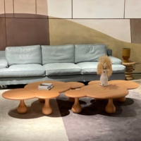 Ensemble de table basse en bois massif de luxe au design moderne français pour salon de villa