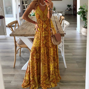 Abito lungo da donna bohémien con stampa tribale, spalline sottili, scollo a V, vita alta e balze a strati, perfetto per l'estate e le feste <span class=keywords><strong>in</strong></span> spiaggia - Product Image 2