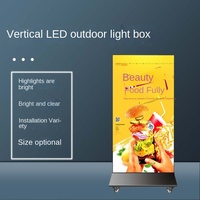 Doppelseitiger Aluminium-LED-Werbeleuchtkasten für den Außenbereich mit gehärtetem Glas, mobilem Leuchtdisplay und Bodenrädern – Großhandel