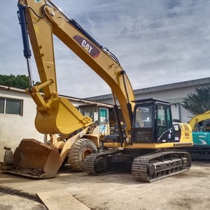 รถขุดตีนตะขาบ Caterpillar 330D2L รุ่นปี 2020 มือสอง ขนาด 30 ตัน สภาพดี พร้อมวาล์วไฮดรอลิก ปั๊มเครื่องยนต์ และมอเตอร์ Kawasaki - Product Image 1