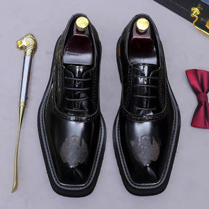 Chaussures derby pour hommes personnalisées avec des semelles en cuir épaisses, style britannique, polyvalentes pour les occasions professionnelles et décontractées - Product Image 3