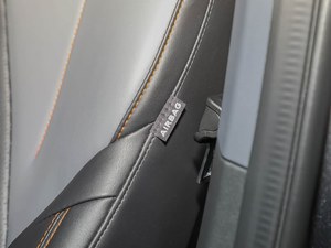 Voitures d'occasion pas chères Changan <span class=keywords><strong>Auto</strong></span> 2018 EADO 1.6L Berline Essence Automatique Voiture d'occasion en Chine - Product Image 6