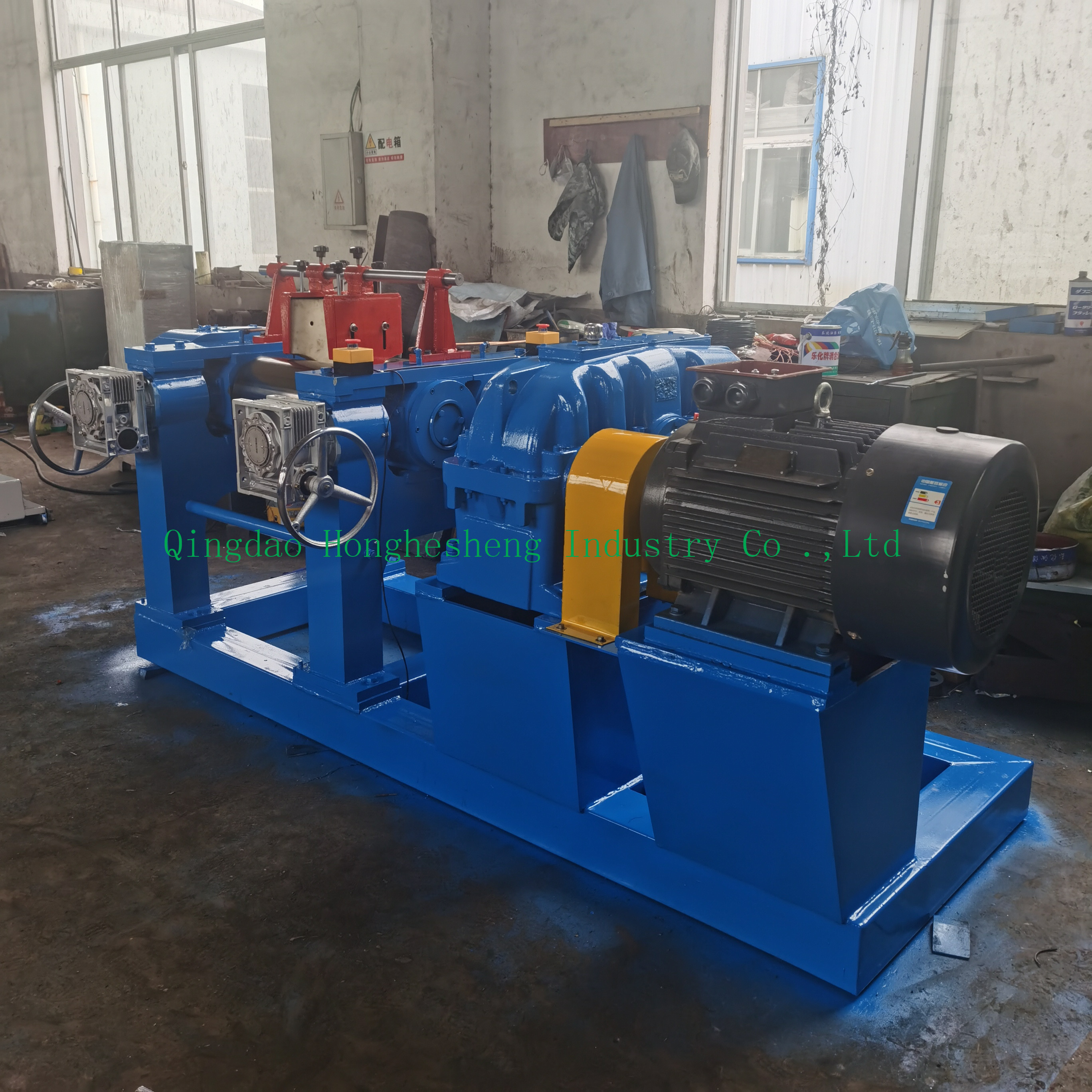 Factory direct qingdao HHS Two roller rubber mixing mill machine from CHINA