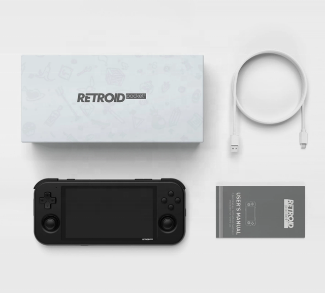 Hot Selling Retroid Pocket 3 Handheld Game Player Android 11 System 4.7 Inch Touch Screen 2G RAM 32G ROM Video Gaming Console