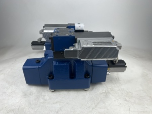 Vannes de commande directionnelles proportionnelles hydrauliques série 4WRLE 4WRLE10/16/25/27/35 4WRLE 25 WZ350SJ-3X/G24EK0/A1M-561 - Product Image 2