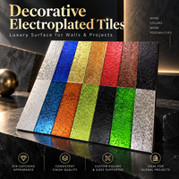 Carreaux muraux électroplaqués couleur personnalisée en gros, carreaux décoratifs métalliques texturés pour murs de fond d'hôtels et villas