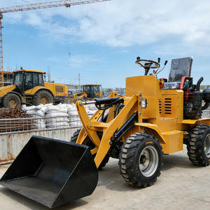 รถตักล้อยางดีเซลขนาดเล็ก รุ่น<span class=keywords><strong>ใหม่</strong></span> <span class=keywords><strong>แบบ</strong></span>มีข้อต่อ  ขนาดมินิ  <span class=keywords><strong>แบบ</strong></span>ยืดหดได้  ได้มาตรฐาน CE และ EPA  เครื่องยนต์ 4WD สำหรับงานฟาร์ม ก่อสร้าง และเหมืองแร่ - Product Image 1