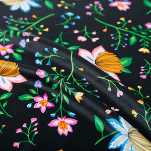 2024 más de moda diseño <span class=keywords><strong>italiano</strong></span> Floral al por mayor Satén de seda para bufanda de seda o vestido - Product Image 3