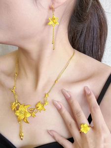 Kalung, Cincin, dan Anting Rumbai Lily Kuning untuk Pernikahan, Perhiasan Serbaguna Tiga Tingkat - Product Image 5
