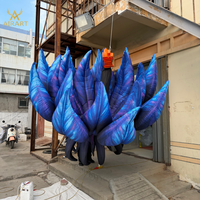 Sculpture de fleur gonflable futuriste à pétales épanouis, fleur d'air personnalisée à dégradé de couleurs pour la décoration de festivals et de boîtes de nuit