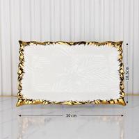 Vente en gros de plats rectangulaires à bord doré de 12 et 14 pouces, plateaux de service en céramique blanche de luxe en vrac pour les mariages, les événements et les hôtels