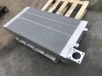 Refroidisseur ventilateur échangeur de chaleur radiateur de refroidissement 100007671 vis pièces de compresseur d'air