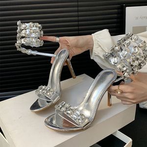 Sandales à talons dorés 2024, style sexy et tendance, avec chaîne de cheville, bout ouvert, à enrouler, pour l'été et les soirées - Product Image 4